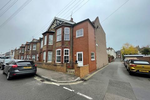 4 bedroom end of terrace house for sale, College Road, Deal, CT14