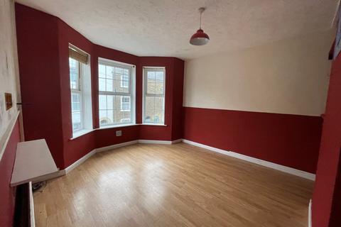 4 bedroom end of terrace house for sale, College Road, Deal, CT14