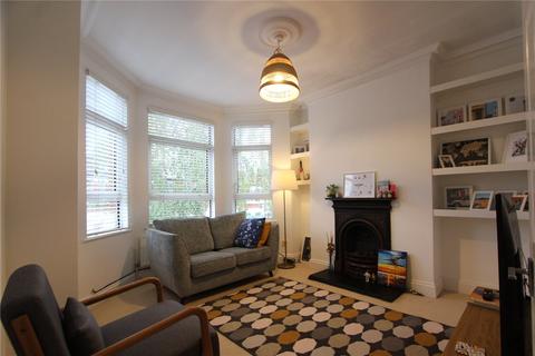 3 bedroom terraced house to rent, South View Road, London, N8