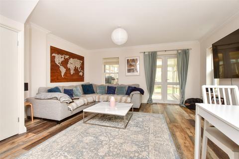 3 bedroom end of terrace house for sale, Marigold Way, Maidstone, Kent