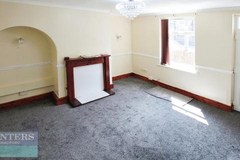 3 bedroom terraced house to rent, Chellow Street, Bradford, BD5 9QG