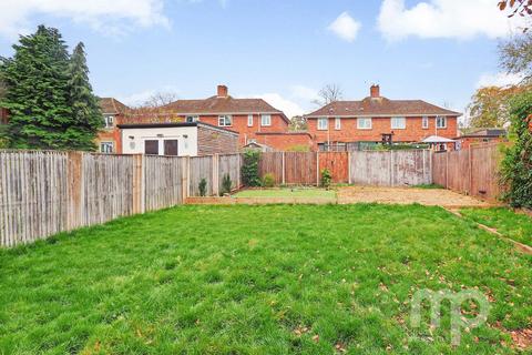 2 bedroom flat for sale, Rogers Close, Norwich NR5