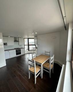 2 bedroom apartment to rent, Worlds End Estate, London SW10