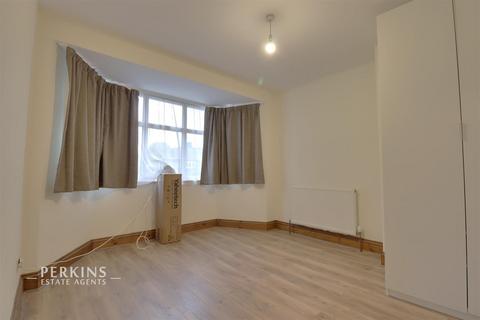 5 bedroom end of terrace house to rent, Greenford, UB6