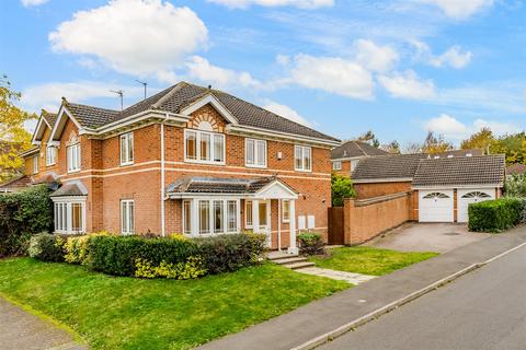 4 bedroom detached house for sale, Gillingham Road, Kettering NN15