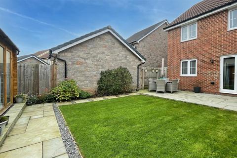 4 bedroom detached house for sale, Meadowland Road, Barnstaple EX31