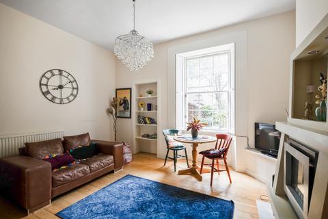 1 bedroom flat to rent, St Stephen Place, Stockbridge, Edinburgh, EH3