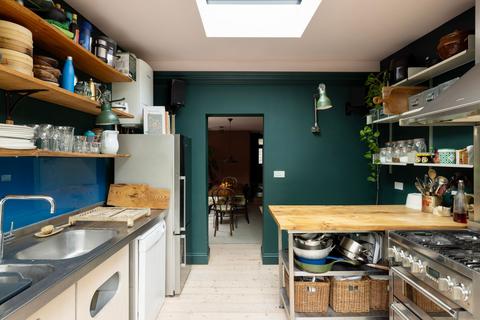 182 Rushmore Road, London, E5 0HB
