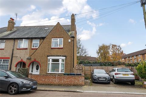 4 bedroom end of terrace house for sale, Green Road, London, N20