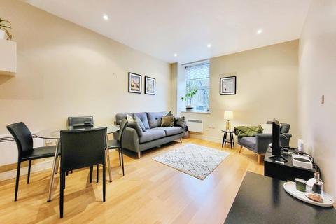 2 bedroom flat for sale, Victoria Street, Altrincham, Greater Manchester, WA14