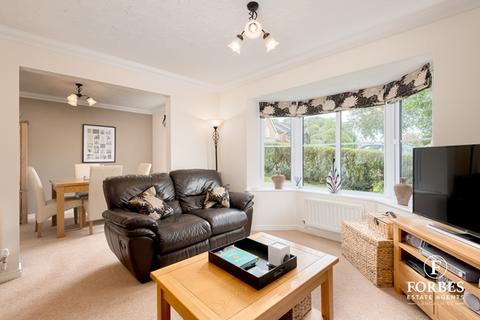 18 Arbour Drive, Blackburn, BB2 4LF