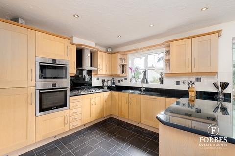 18 Arbour Drive, Blackburn, BB2 4LF