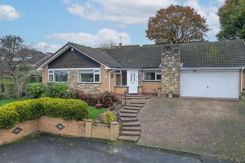 4 bedroom detached bungalow for sale, 24 Hennals Avenue, Webheath, Redditch B97 5SB