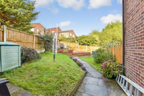 17 Goudhurst Close, Canterbury, CT2 7TU