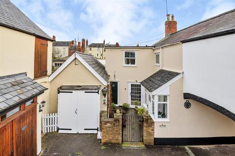 3 bedroom terraced house for sale, White Hart Lane, Wellington