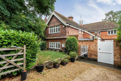 5 bedroom detached house for sale, Manor Park, Chislehurst