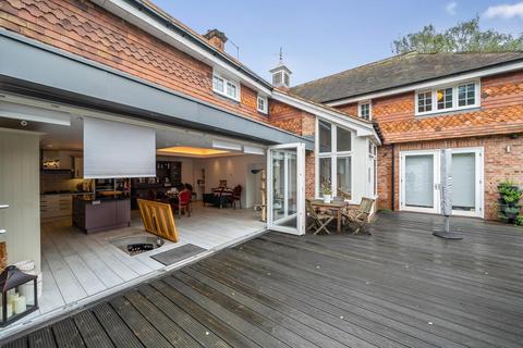 The Coach House Manor Park, Chislehurst, BR7 5QD