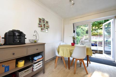 19 Romney Drive, Bromley, BR1 2TE