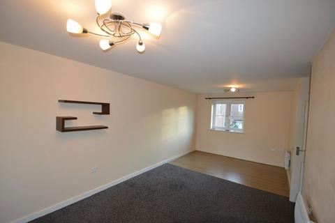 2 bedroom flat to rent, Moor Street, Brierley Hill