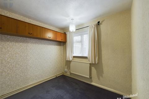 2 bedroom maisonette to rent, Cannock Road, Aylesbury