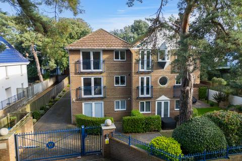 2 bedroom apartment for sale, Panorama Road, Sandbanks, Poole, Dorset, BH13