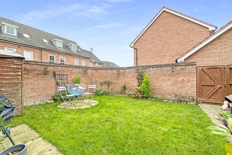 3 bedroom end of terrace house for sale, Carmelita Avenue, Fernwood, Newark