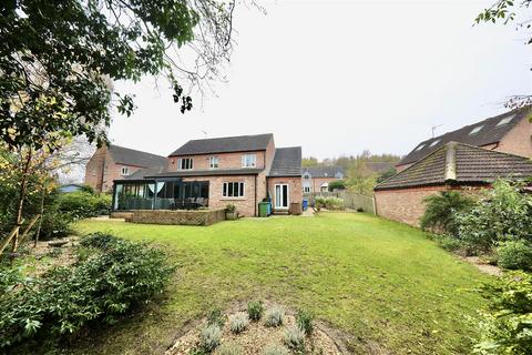 4 bedroom detached house for sale, Station View, Little Weighton