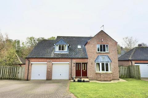 4 bedroom detached house for sale, Station View, Little Weighton