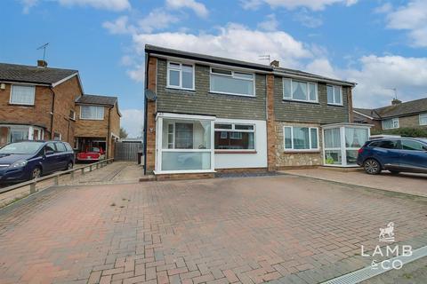 3 bedroom semi-detached house for sale, Lymington Avenue, Great Clacton CO15