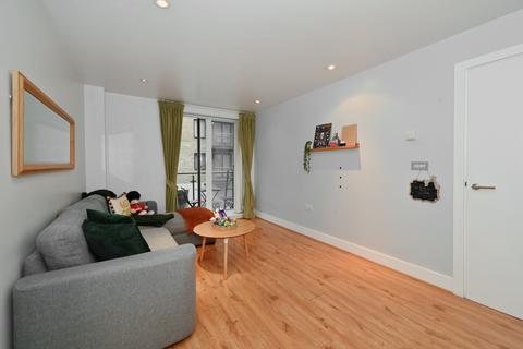 2 bedroom flat for sale, Caspian Wharf, London E3