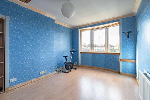 2 Broomlea Crescent, Edinburgh, EH12 7NR