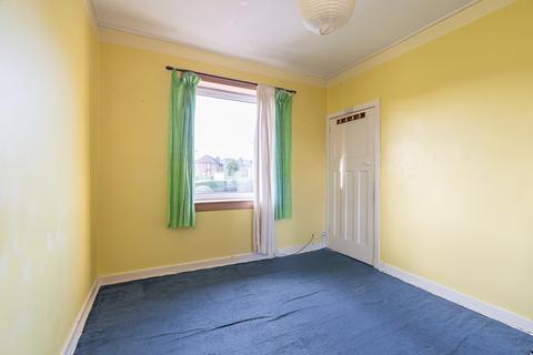 2 Broomlea Crescent, Edinburgh, EH12 7NR