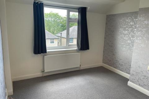 3 bedroom apartment to rent, Overdale Avenue, Buxton