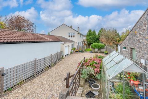 undefined, Cowship Lane, Cromhall Village, Wotton-Under-Edge.