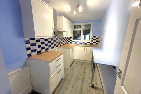 2 bedroom end of terrace house to rent, Southend Road, Stanford-le-Hope, Essex, SS17