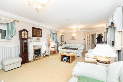 4 bedroom detached house for sale, St. Leonards Way, Ringwood BH24