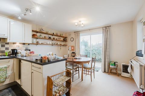 3 bedroom end of terrace house for sale, 36 High Fellside, Kendal, Cumbria, LA9 4JG