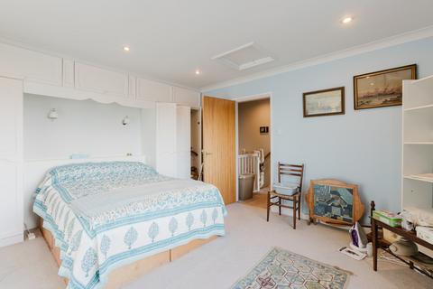 36 High Fellside, Kendal, LA9 4JG