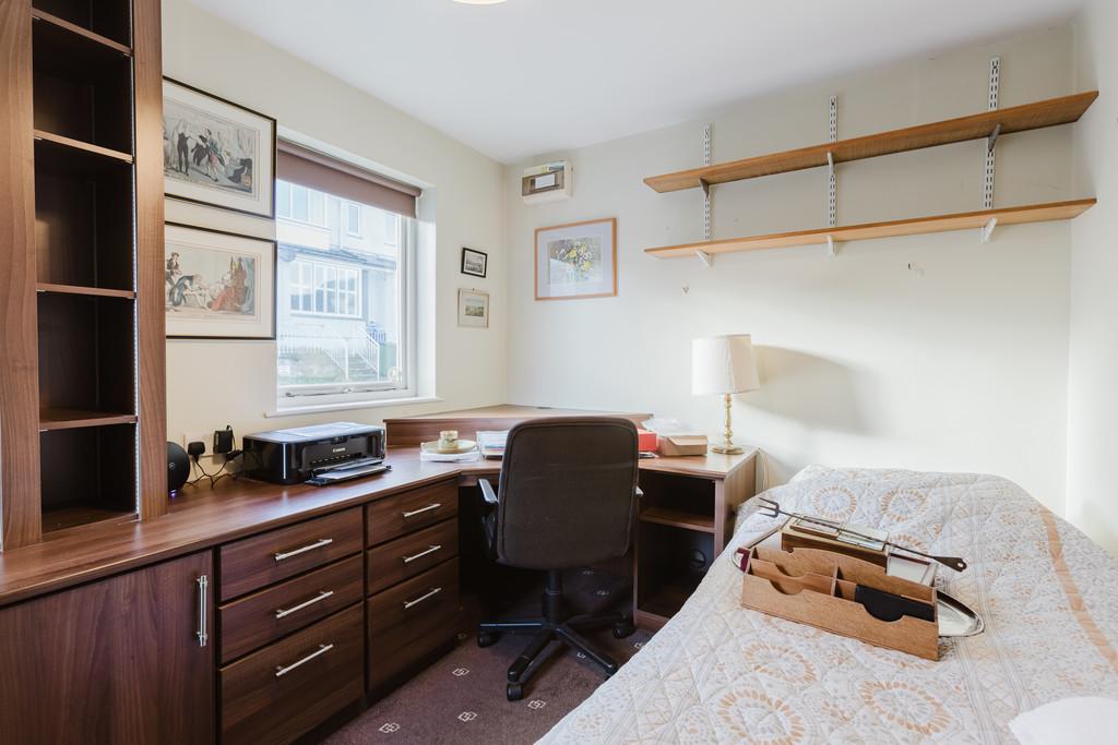Bedroom 3/Home Office