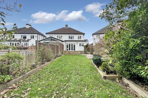 3 bedroom semi-detached house to rent, Tudor Close, Old Coulsdon