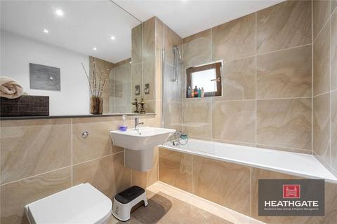 3 bedroom flat for sale, Iverson Road West Hampstead NW6