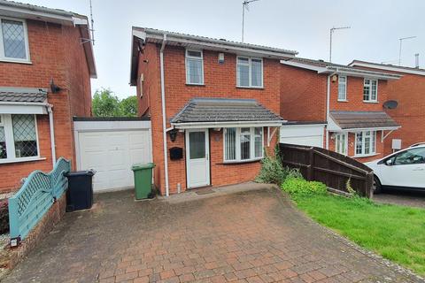 2 bedroom link detached house to rent, Packwood Close, Webheath