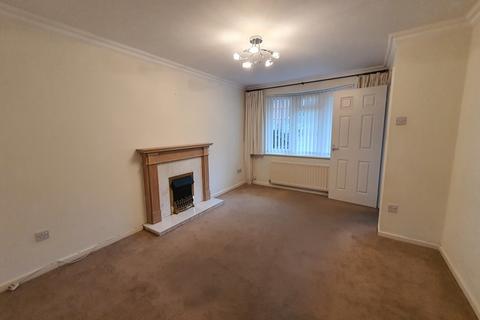 2 bedroom link detached house to rent, Packwood Close, Webheath