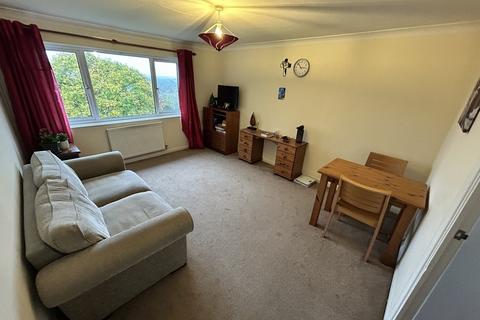 2 bedroom apartment to rent, Barley Farm Road, Exeter EX4