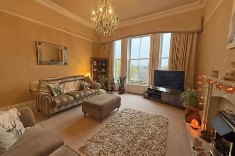 3 bedroom apartment for sale, Hall Park Close, Scarborough YO13