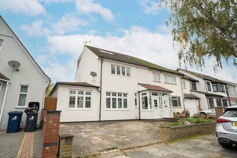 5 bedroom semi-detached house for sale, Shaftesbury Avenue, Southall