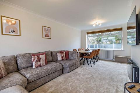 3 bedroom semi-detached house for sale, Latchmere Drive, Leeds