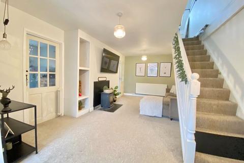 12 Ashley Place, Warminster, BA12 9QJ