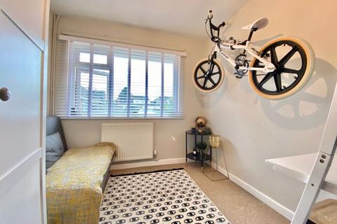 12 Ashley Place, Warminster, BA12 9QJ