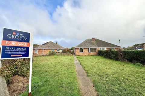 2 bedroom semi-detached bungalow for sale, WINDLESHAM AVENUE, SCARTHO